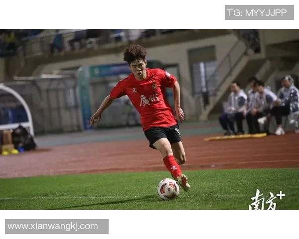 赛后分析:上海排球队与广州排球队的团队协作与战术对比探讨